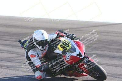 media/Nov-17-2024-CVMA (Sun) [[1fec520723]]/Race 11-Amateur Supersport Open/